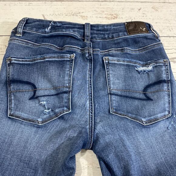 AEO Hi-Rise Jegging Ripped Patched Jeans - Picture 6 of 10